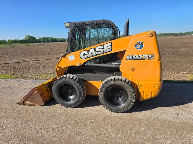 Image of Case SR175 equipment image 4