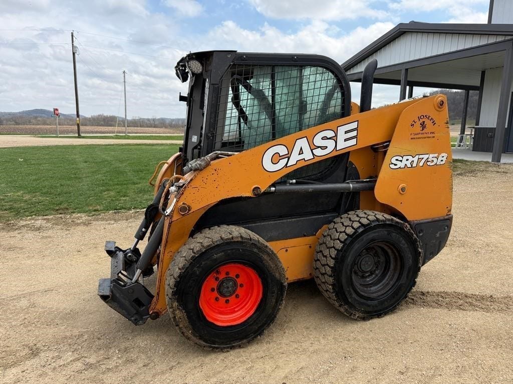 Case SR175B Equipment Image0