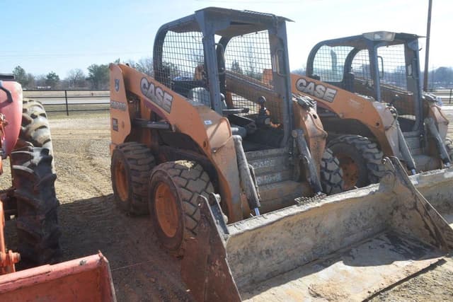 Image of Case SR200 equipment image 3