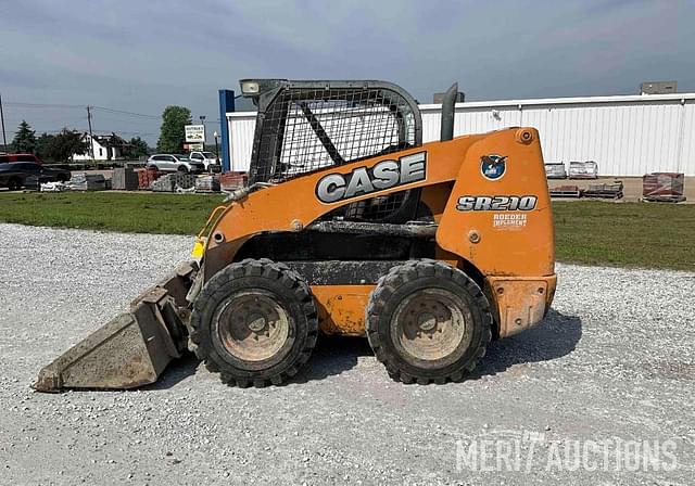Image of Case SR210 equipment image 1