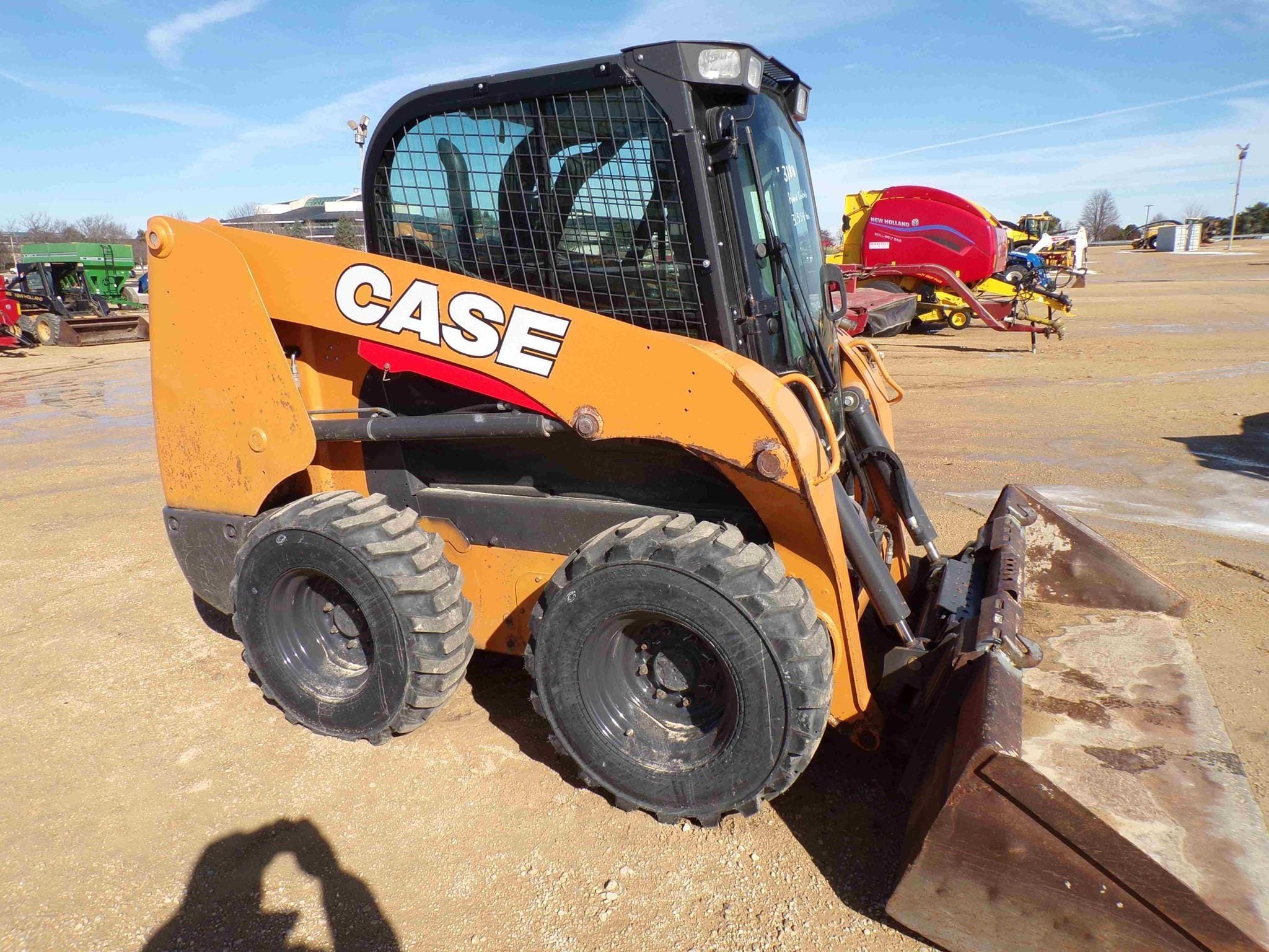 Case SR210B Equipment Image0