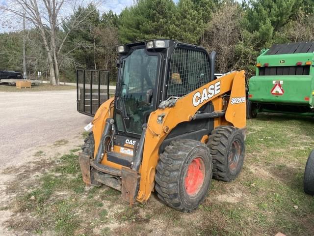 Image of Case SR210B equipment image 1