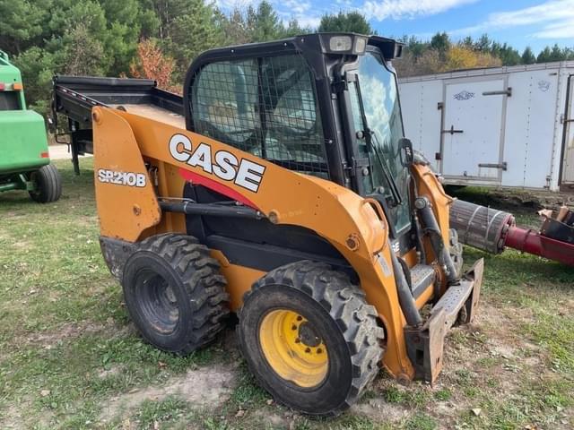 Image of Case SR210B equipment image 4