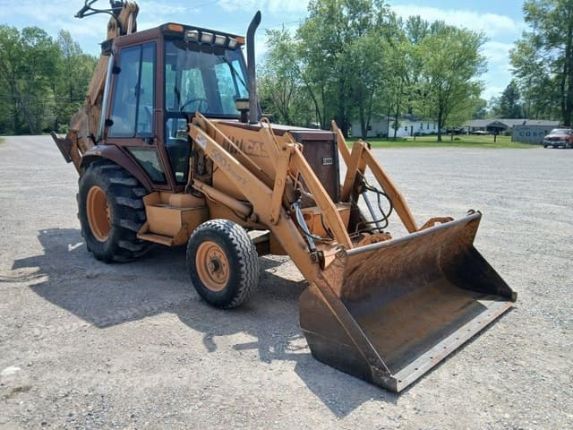 Image of Case 580 Super K equipment image 2