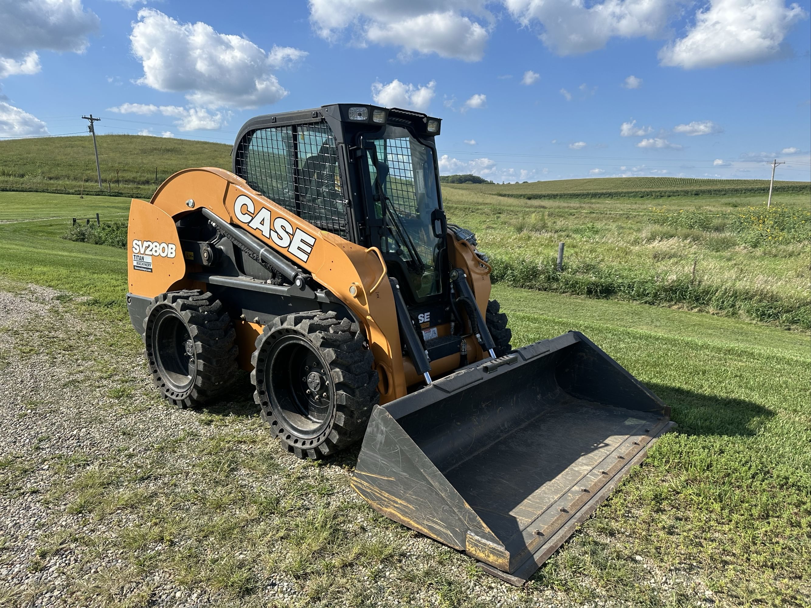 Case SV280B Equipment Image0