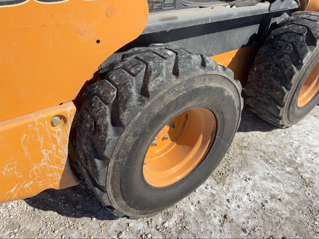 Image of Case SV300 equipment image 4