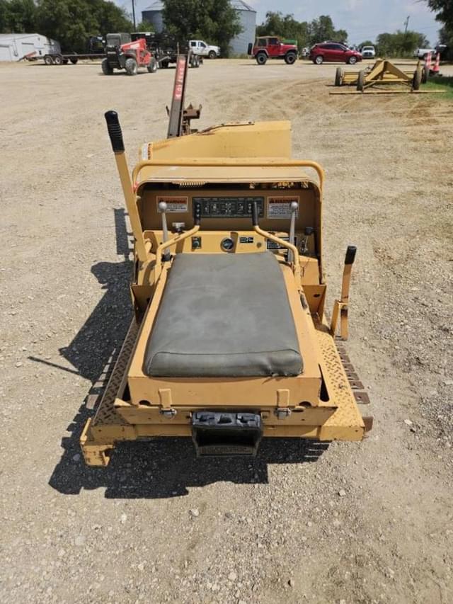 Image of Case TF300 equipment image 4