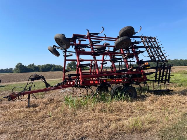 Image of Case IH Tigermate 200 equipment image 2