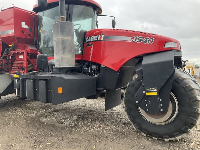 Image of Case IH Titan 4540 equipment image 3