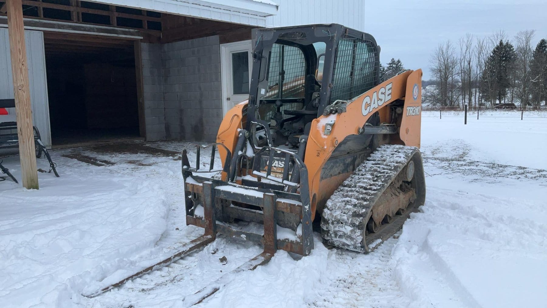 Case TR310 Equipment Image0