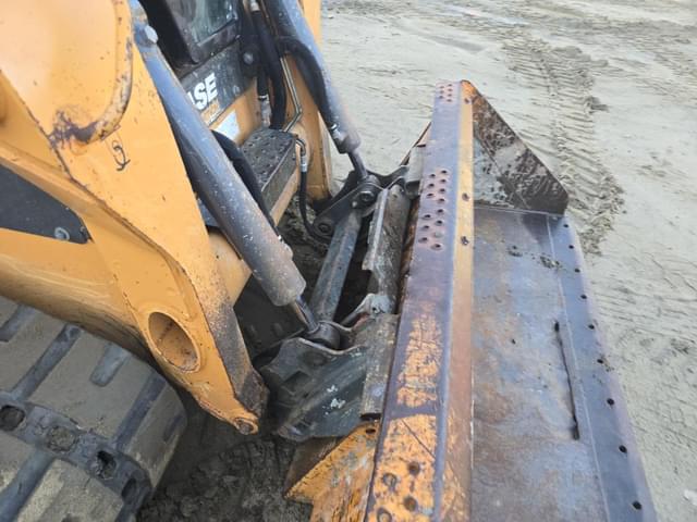 Image of Case TR310 equipment image 4