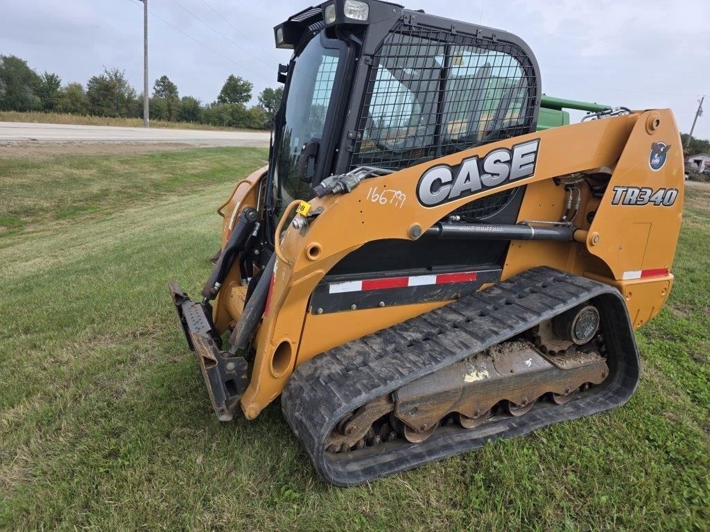 Case TR340 Equipment Image0