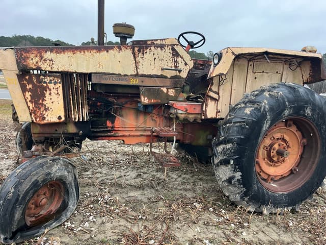 Image of Case 930 equipment image 2