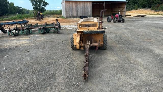 Image of Case 25+4 equipment image 3