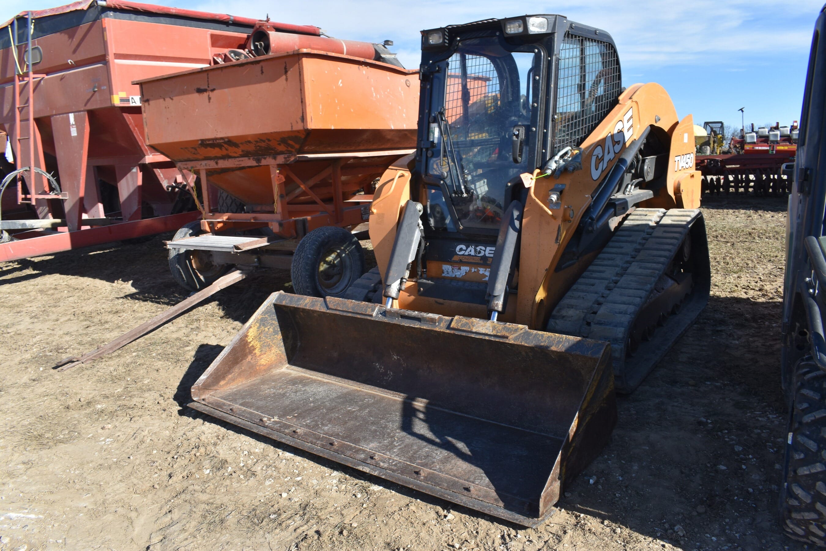 2019 Case TV450 Equipment Image0