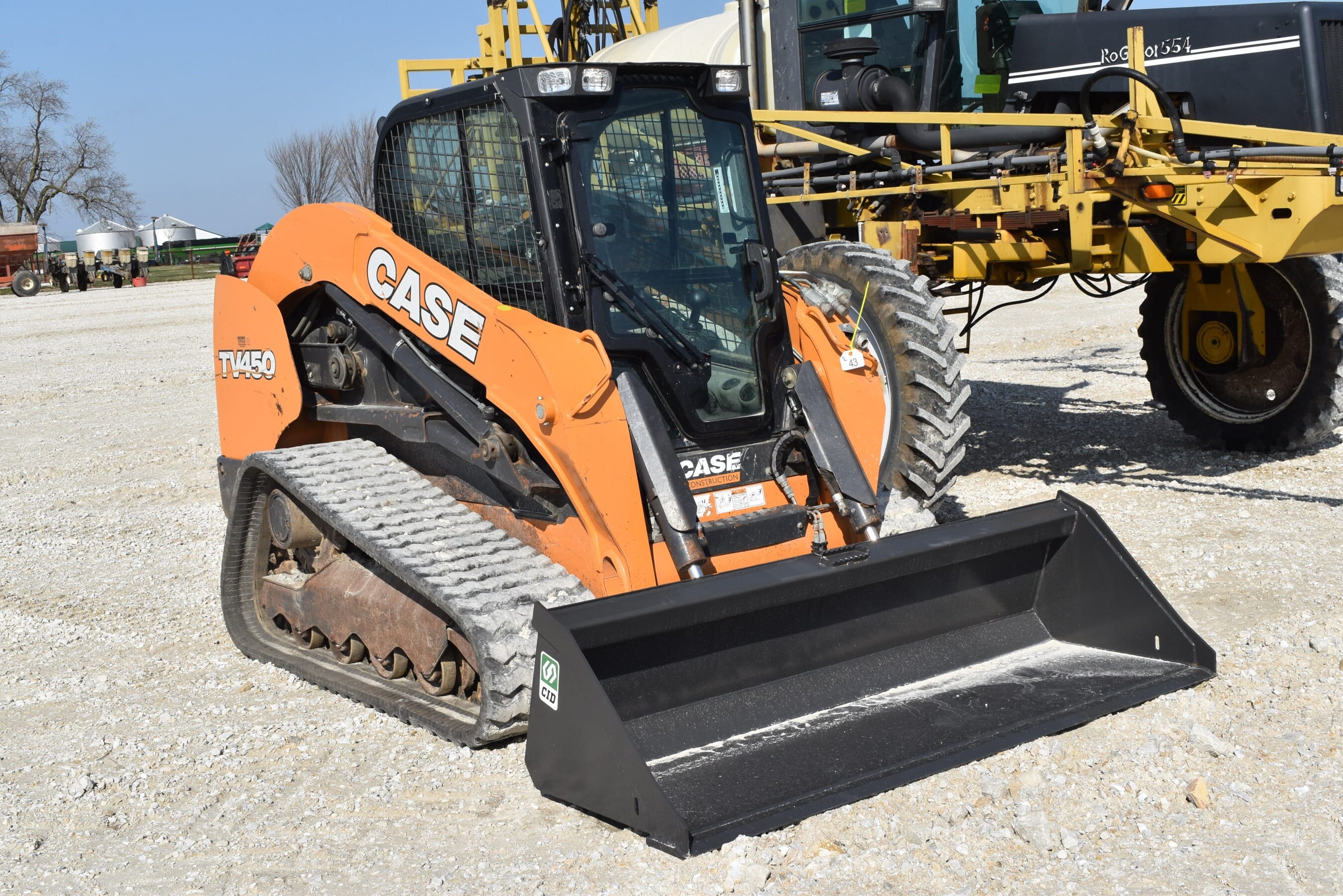 2019 Case TV450 Equipment Image0