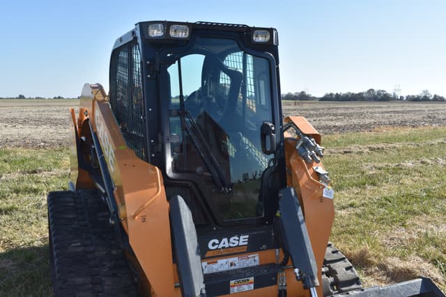 Image of Case TV450B equipment image 4