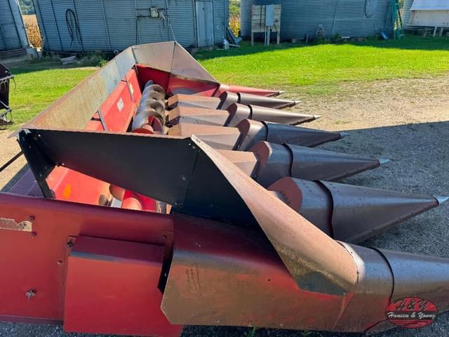 Image of Case IH 1063 equipment image 1
