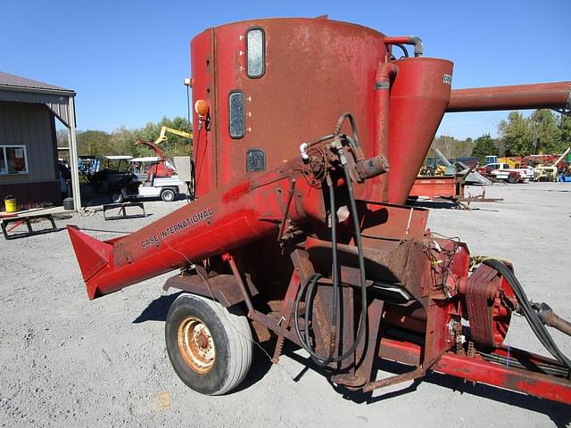 Image of Case IH 1250 equipment image 3