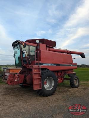 Case IH 1680 Image