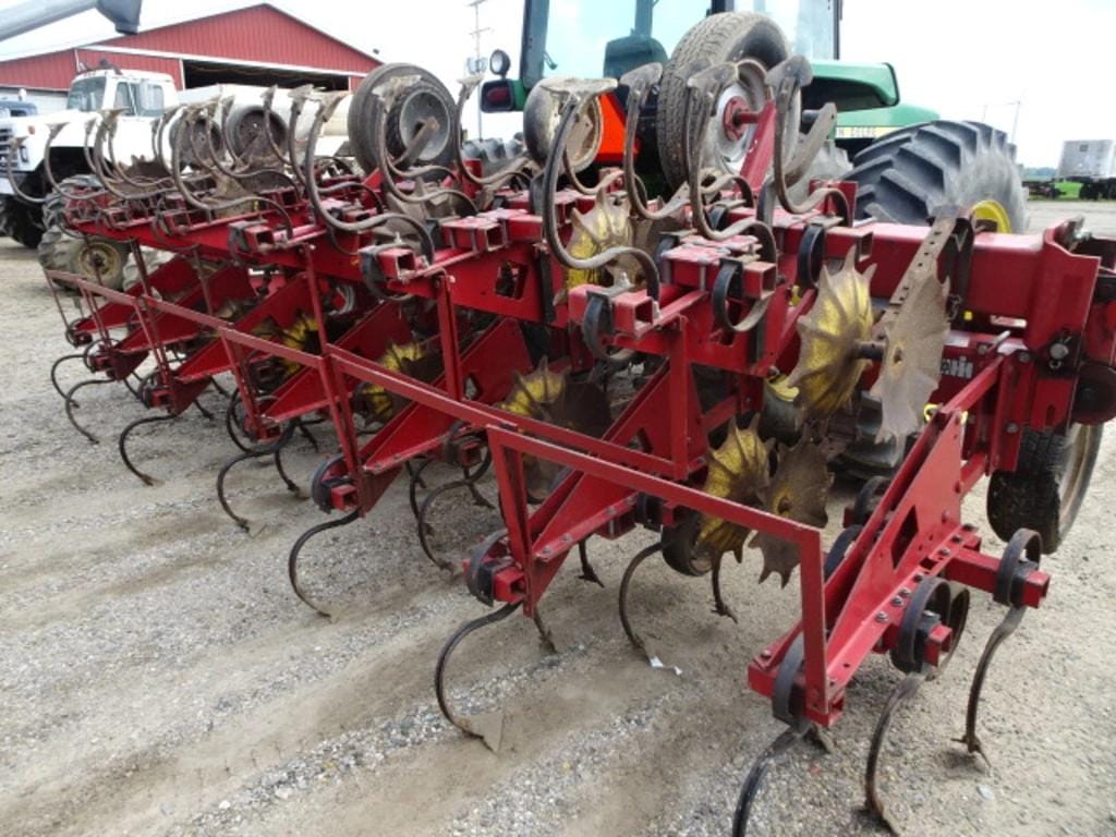 Main image Case IH 183