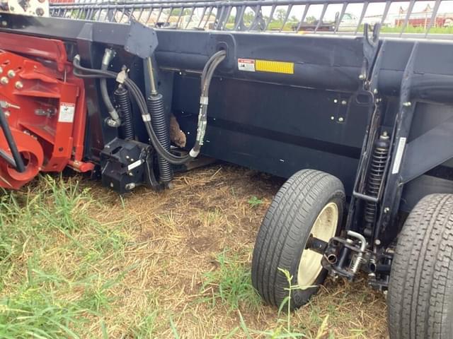 Image of Case IH 2142 equipment image 3