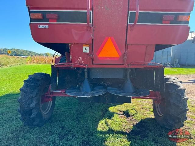 Image of Case IH 2144 equipment image 4