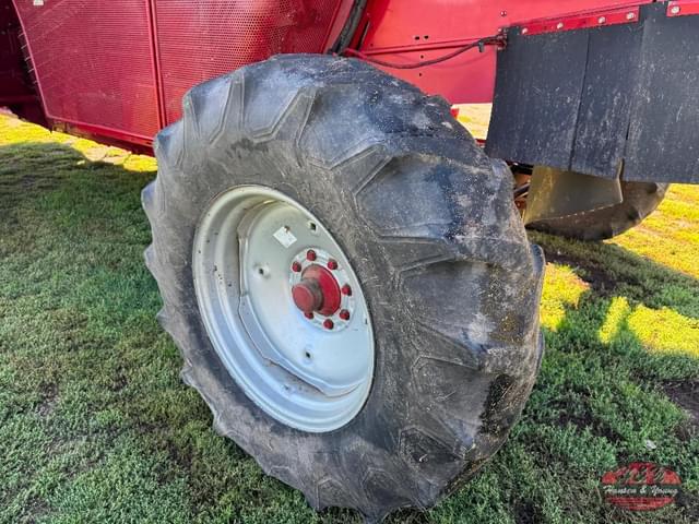 Image of Case IH 2144 equipment image 3