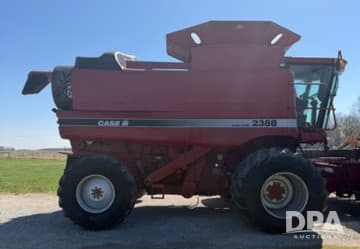 Image of Case IH 2388 equipment image 2