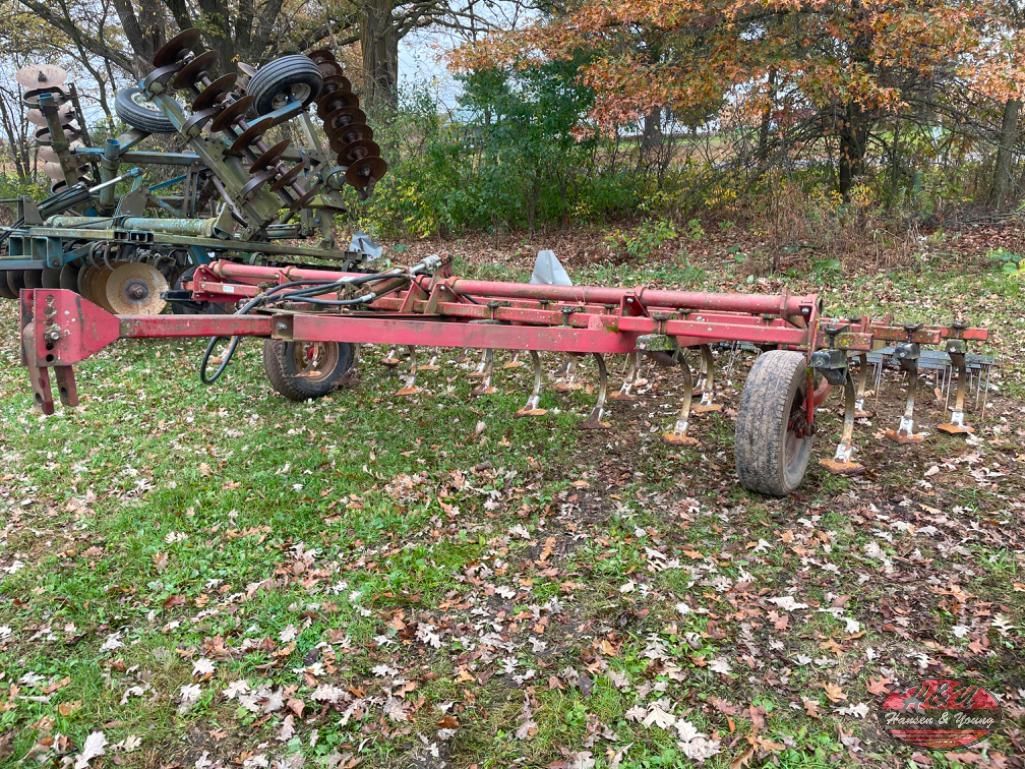 Case IH 4500 Equipment Image0