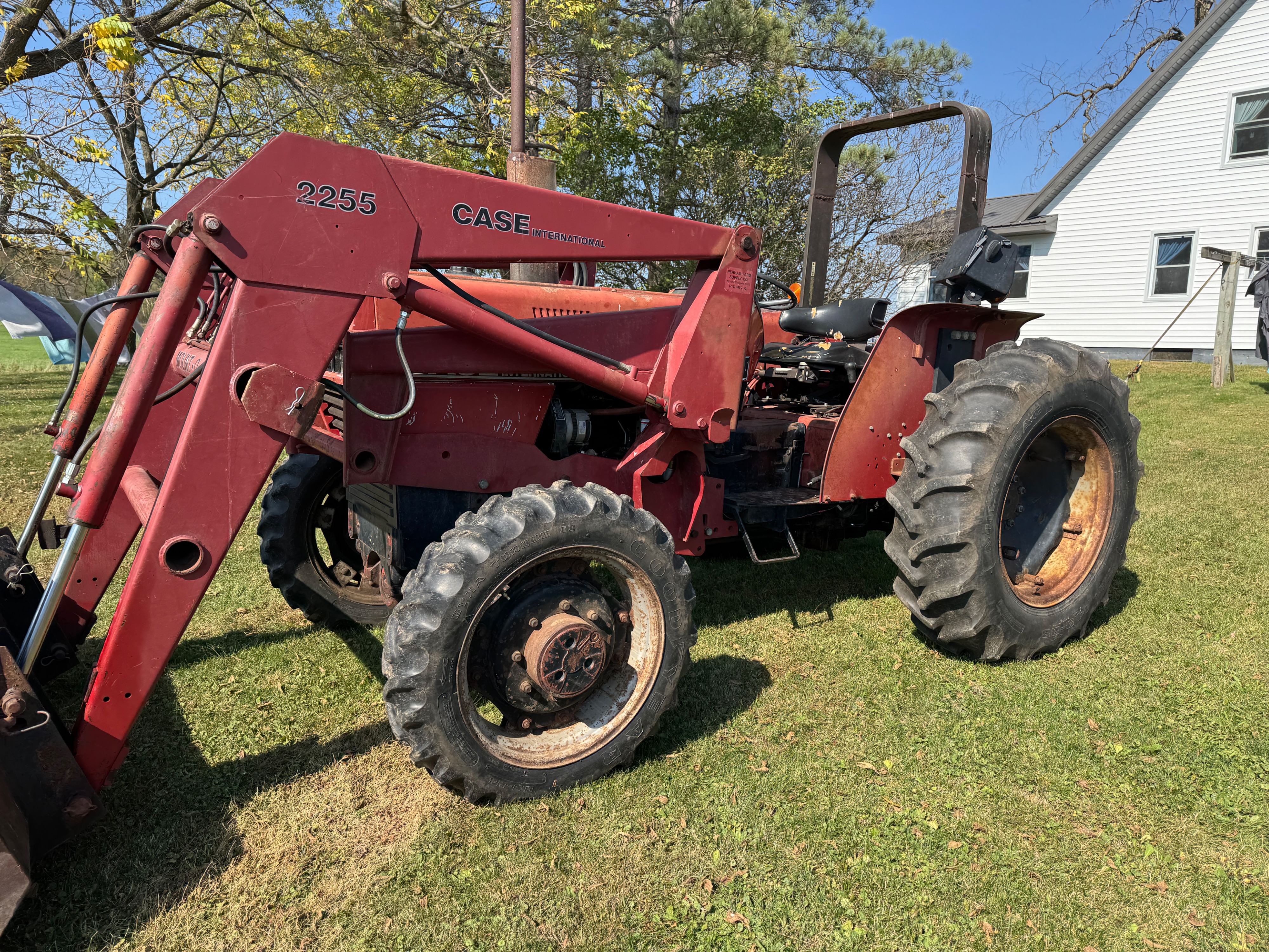 Case IH 485 Equipment Image0