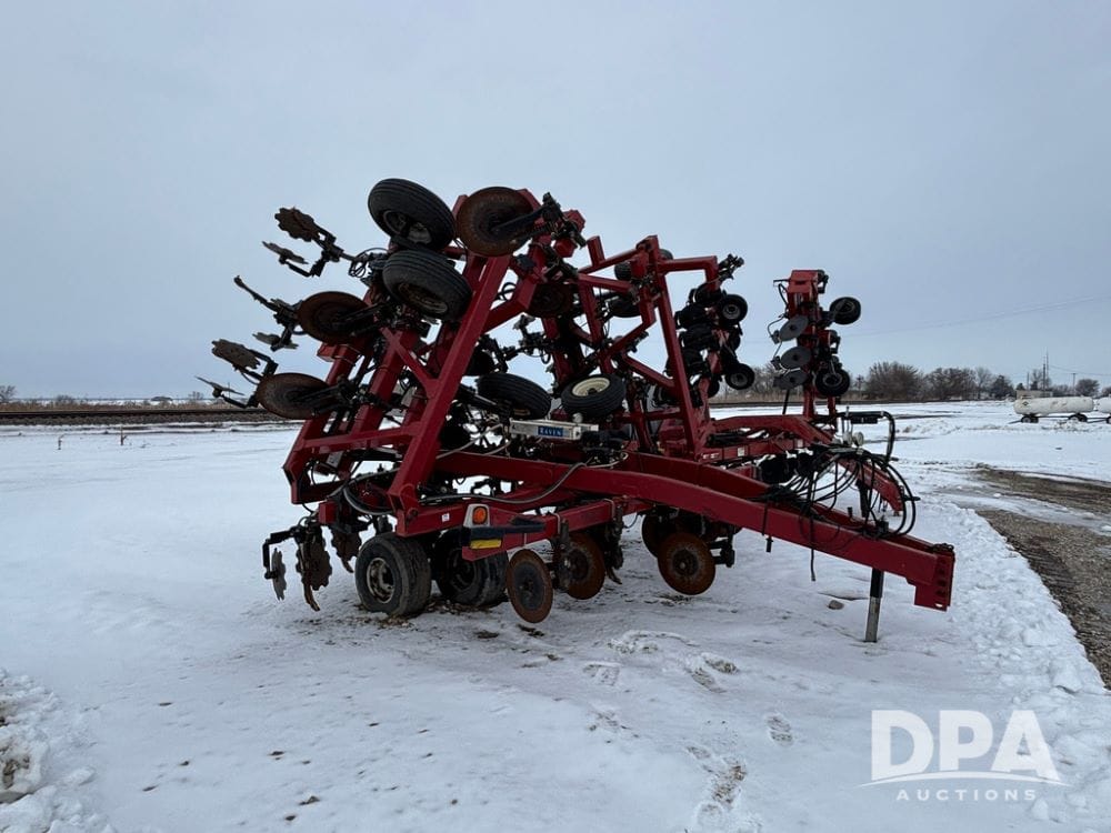 Case IH 5300 Equipment Image0