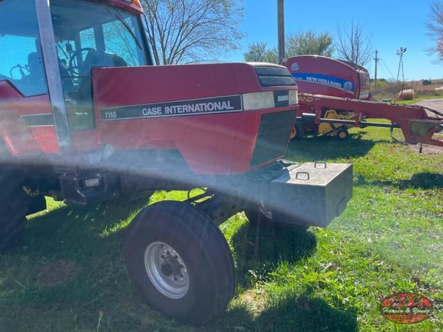 Image of Case IH 7110 equipment image 4