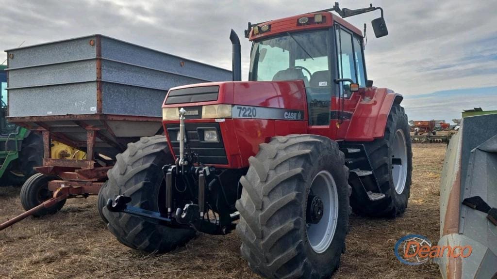 Case IH 7220 Equipment Image0