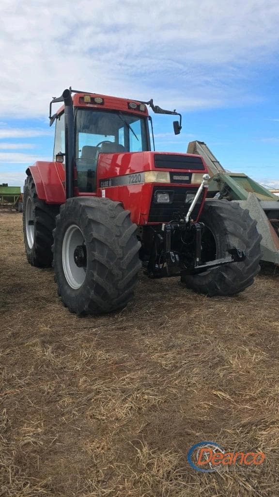 Image of Case IH 7220 equipment image 2