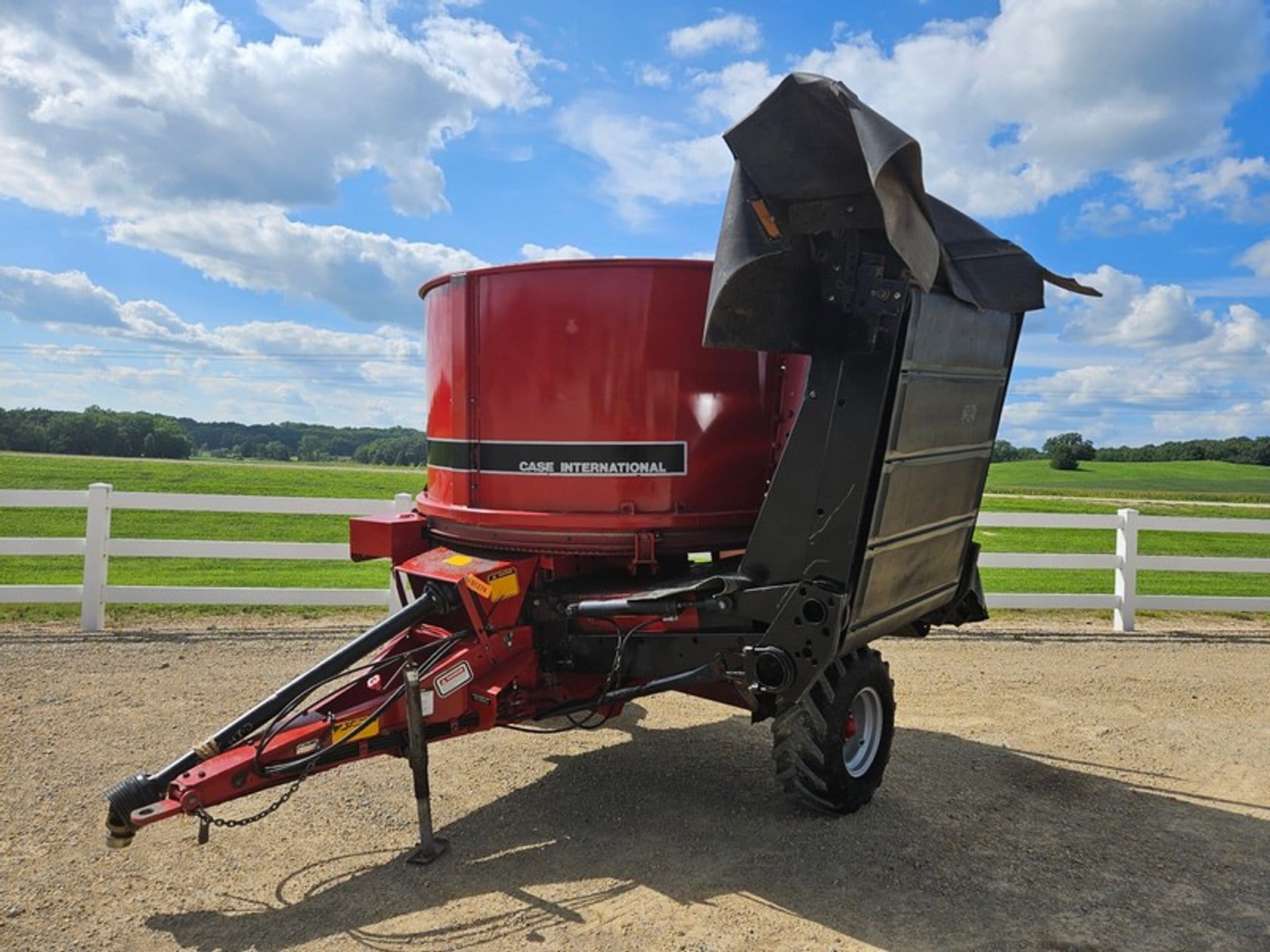 Case IH 8610 Equipment Image0