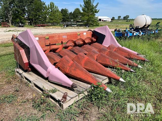 Image of International Harvester 944 equipment image 3