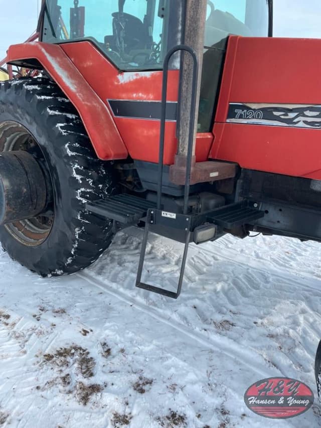 Image of Case IH 7120 equipment image 4