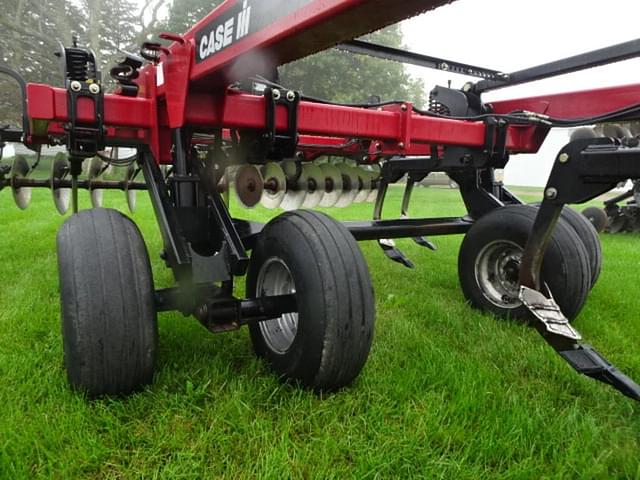 Thumbnail image Case IH MRX690 8