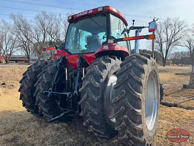 Image of Case IH MX200 equipment image 4