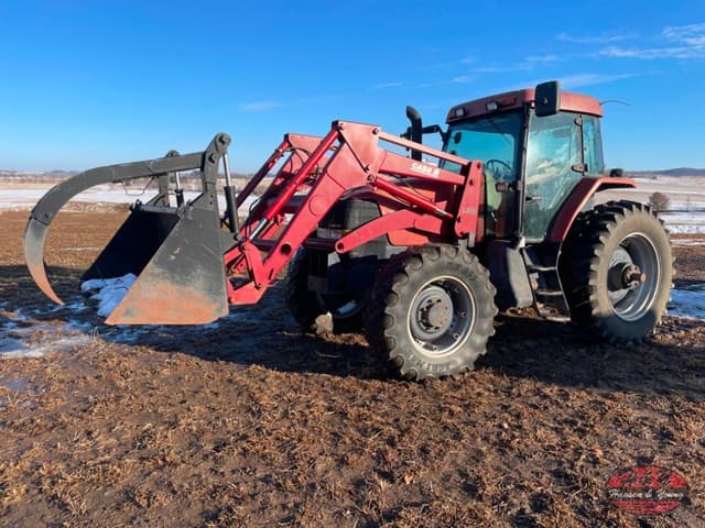 Image of Case IH MX135 equipment image 1