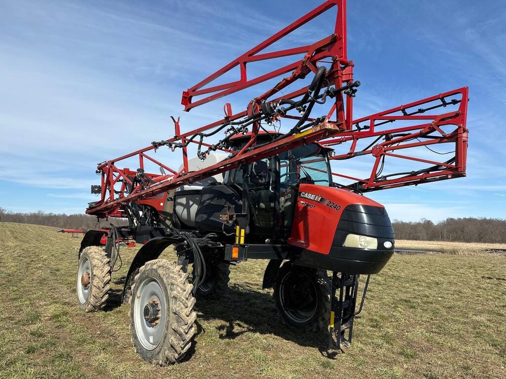 Main image Case IH Patriot 2240