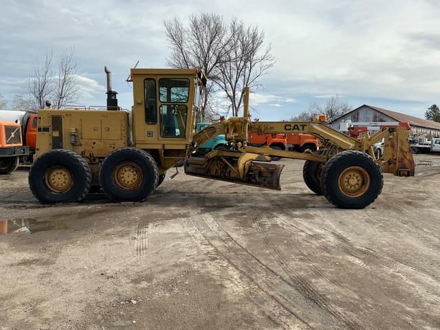 Image of Caterpillar 130G equipment image 3