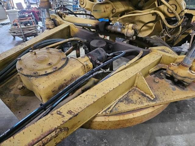 Image of Caterpillar 140G equipment image 3