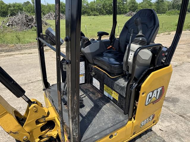 Image of Caterpillar 301.8 equipment image 4