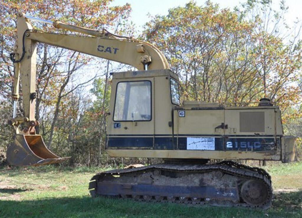 Image of Caterpillar 215LC Primary image