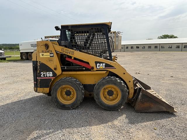 Image of Caterpillar 216B equipment image 1
