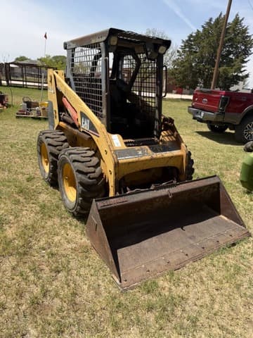 Image of Caterpillar 226 Image 1