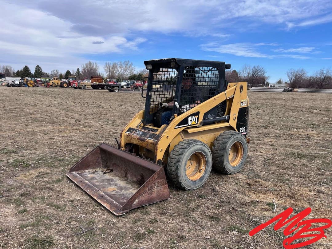 Image of Caterpillar 226 Primary image