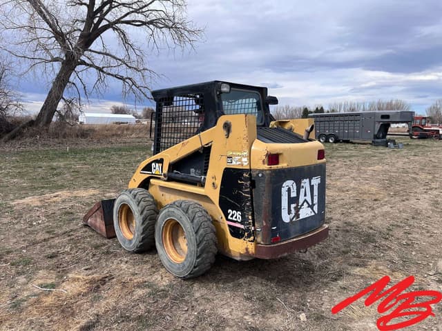 Image of Caterpillar 226 equipment image 2